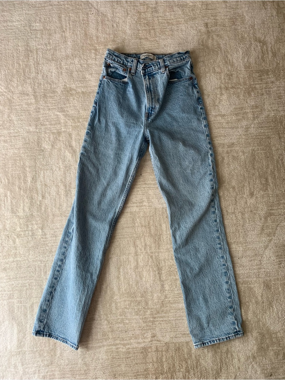 Abercrombie & Fitch The 90’s Straight Ultra High Rise